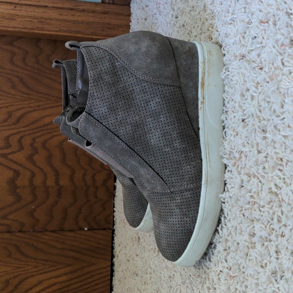 Wedge Booties - Picture 3 of 9